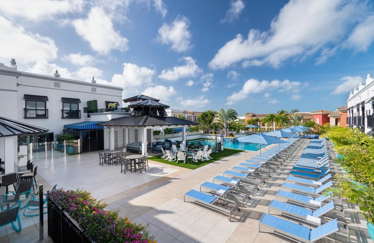 Inn On Fifth North North Naples Exteriör bild